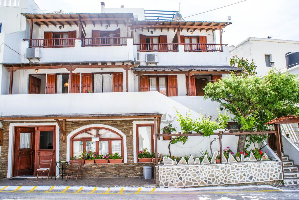 Amorani Studios Batsi  Ngoại thất bức ảnh