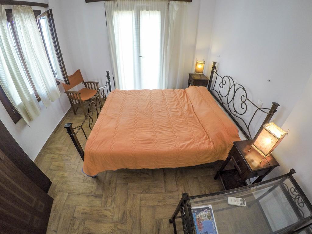 Amorani Studios Batsi  Ngoại thất bức ảnh
